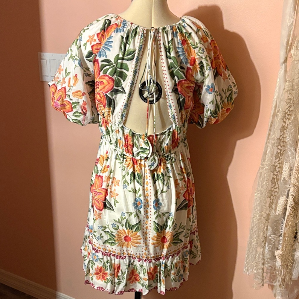 Floral Open-Back Puff Sleeve Mini Dress - White Floral